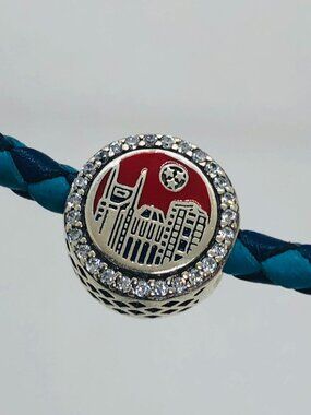 ✨✨Pandora Nashville Guitar Music City  Exclusive Dangle Charm